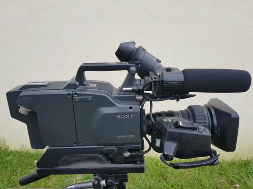 Camera sony dxc - camera,
