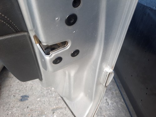 Serrure porte avant - serrure,