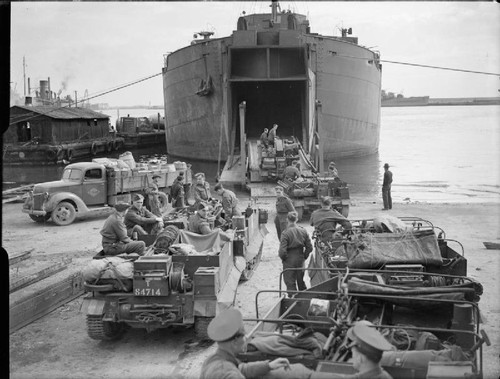Ww2 navy lst - navy, peniche