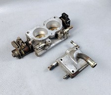 Ensemble De Corps De Papillon NISSAN GOLRIA Y32 VG20E 1993 161180P200