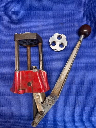 Lee precision reloading - lee,