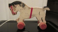 JOUET ANCIEN À TIRER - PETIT CHEVAL DE BOIS À ROULETTES