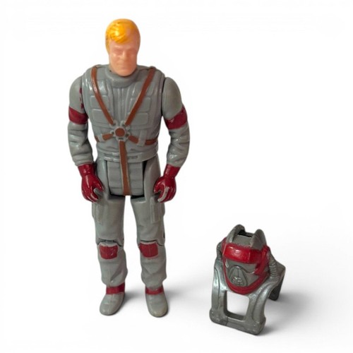 Matt trakker avec - m.a.s.k.,