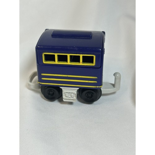 Geotrax biggest bullies push - biggest,