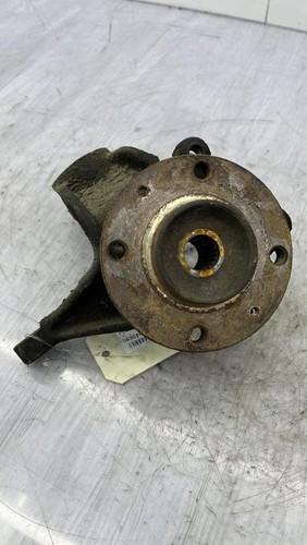 Fusee avant droit peugeot 309 - avant,