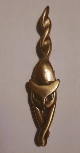Broche chat métal doré
