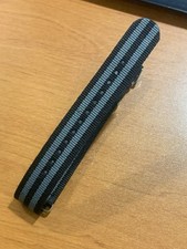 Bracelet De Montre Nato Noir Et Gris Foncé Neuf De Stock NOS 18mm