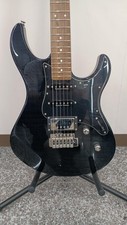 Guitare électrique - (yamaha),