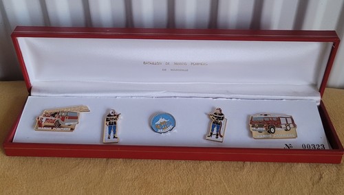 Lot coffret pin bataillon - lot, pin's