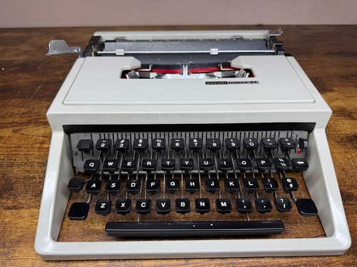 Nice serviced 1972 olivetti - nice!,