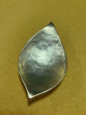 EDOUARD RAMBAUD Magnifique baguier , vide poche métal doré , design  XX TRIPODE