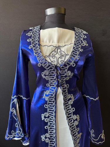 Traditional blue bindalli - traditional,