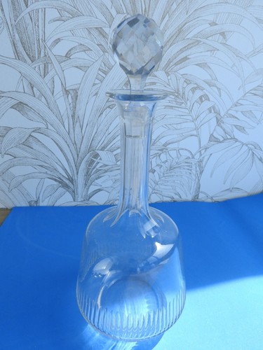 Ancienne carafe eau - eau, vin
