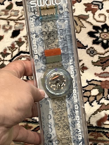 Swatch scuba 200 jelly - 200, bubbles