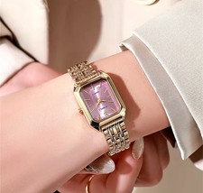 Montre dorée pour femme - , en