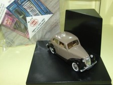 SIMCA 8 1200 1950 Le petit
