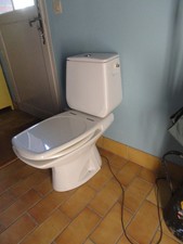 wc toilette avec sortie verticale