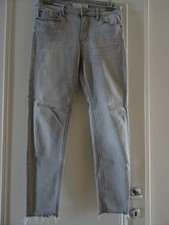 Jean skinny gris Stradivarius taille 38