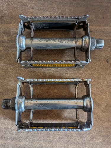 Paire pédales vintage - de,