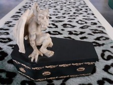 Sublime et Rarissime décoration GARGOUILLE GOTHIQUE CERCUEIL