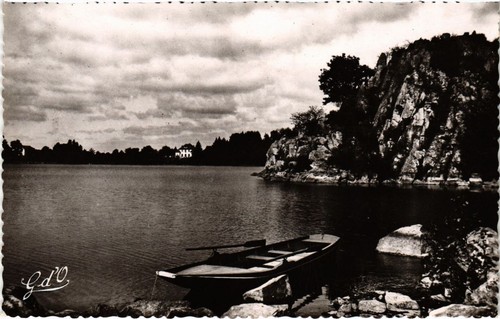 Cpa auvergne gour tazenat - gour, de