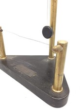 INSTRUMENT SCIENTIFIQUE ANCIEN