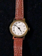 BELLE MONTRE MÉCA. FEMME