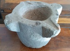 Mortier en pierre italien du XVIIe siècle