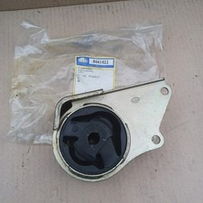 Support moteur inférieur