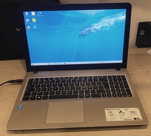 Portable asus modèle - ,