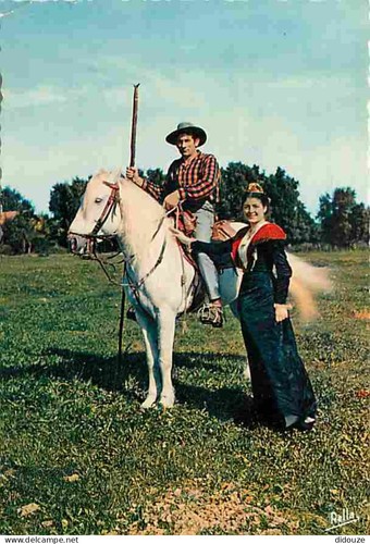 Carte postale folklore - postale,