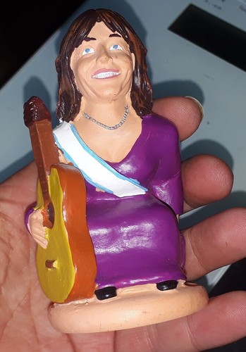 Carla bruni rarissime caganer - bruni,