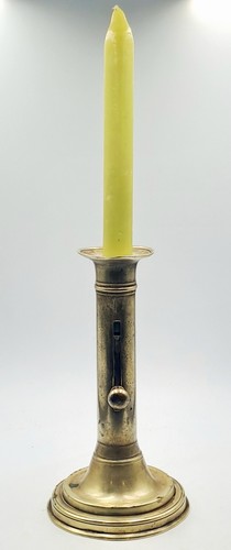 Ancien bougeoir vis - à,