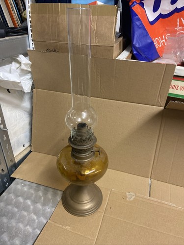 Ancienne lampe pétrole - ancienne, à