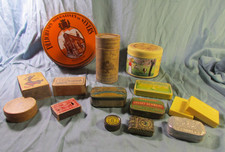 15 boites publicitaires, anciennes et vintage, en métal, carton ,bois, plastique