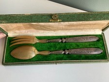 COUVERTS A SALADE EN CORNE, MANCHE ARGENT FOURRE