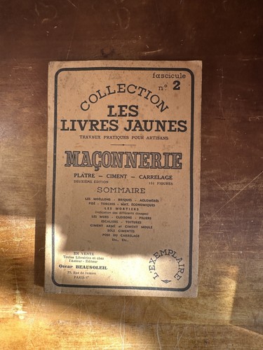 Les livres jaunes 2 - livres, n°