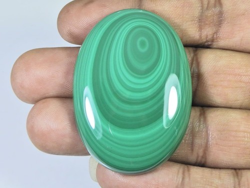 177cts cabochon forme - 177cts.,