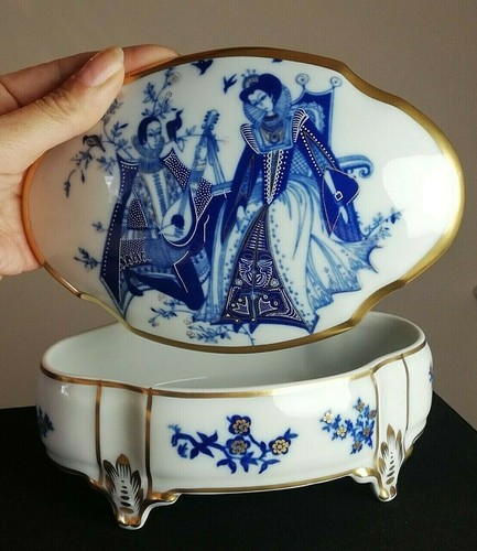 Boite ancienne porcelaine - ancienne,