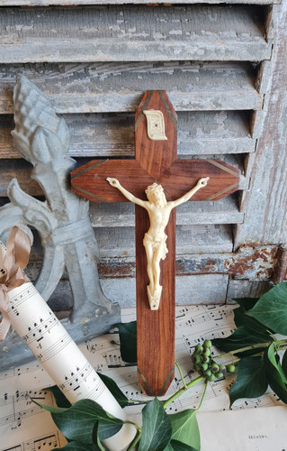 Ancioenne croix bois christ - croix,