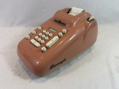 Ancienne machine calculer - ancienne, à