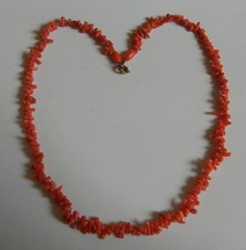Collier en corail véritable de couleur rouge de 23 cm avec fermoir