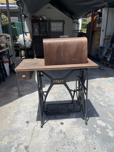 Pfaff sewing machine with - pfaff,