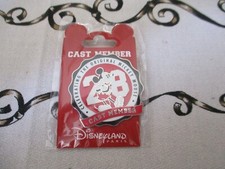 PINS DISNEY Cast Member