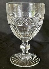VERRE A VIN EN CRISTAL DE ST LOUIS MODELE TRIANON 11 CM