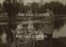 FEMME et ses enfants 1924