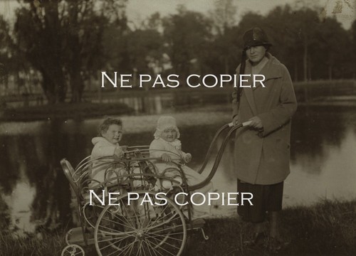 Femme ses enfants - ses, 1924