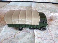 RENAULT AHN Baché Fruits et Légumes  IXO Véhicules Publicitaires 1/43 défaut