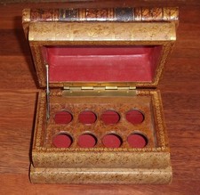 LIVRES BOITE COFFRET  CACHETTE A SECRET pour verres à liqueur
