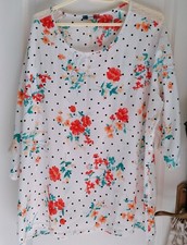 Tunique blanche à fleurs